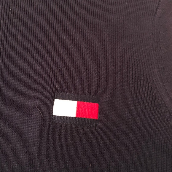 Tommy Hilfiger zip up sweater - Picture 3 of 5